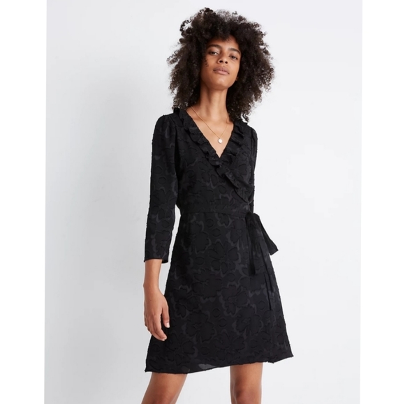 Madewell Dresses & Skirts - MADEWELL Wrap Dress in Floral Jacquard